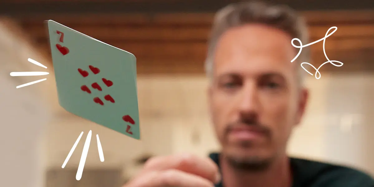 Ein Spieler foldet nach einem hohen Einsatz in einem Micro Stakes-Cashgame.